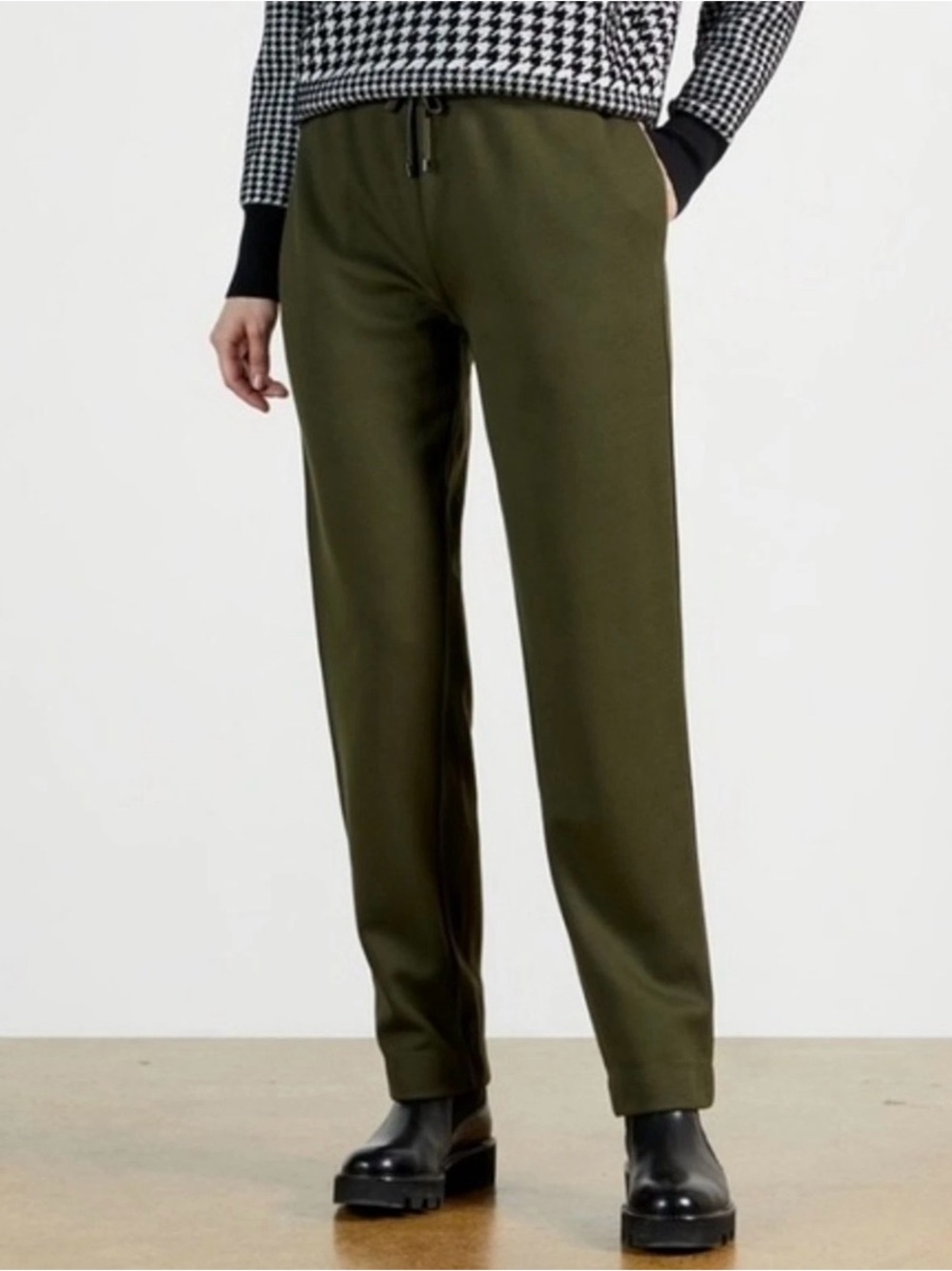 Ted Baker London Vveria Relaxed Side Trim Jogger